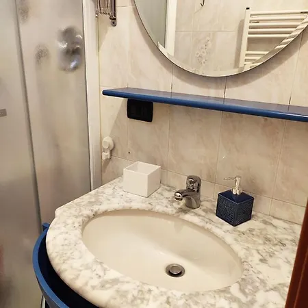 Apartment Calvart 11 4+1 Guest *
